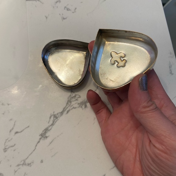 Silver trinket box - Picture 3 of 3